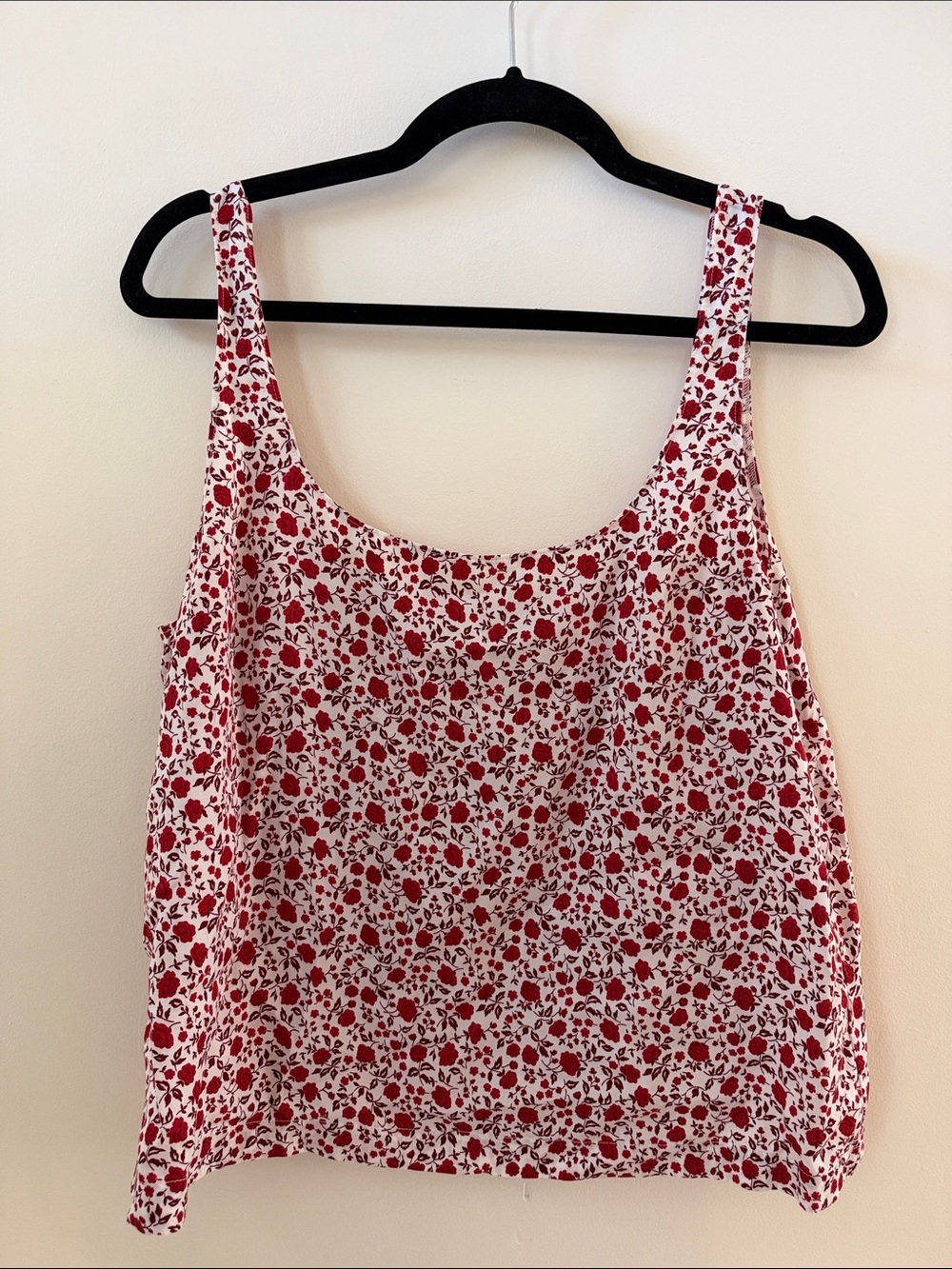 Reformation Red and White Floral Scoop Tank